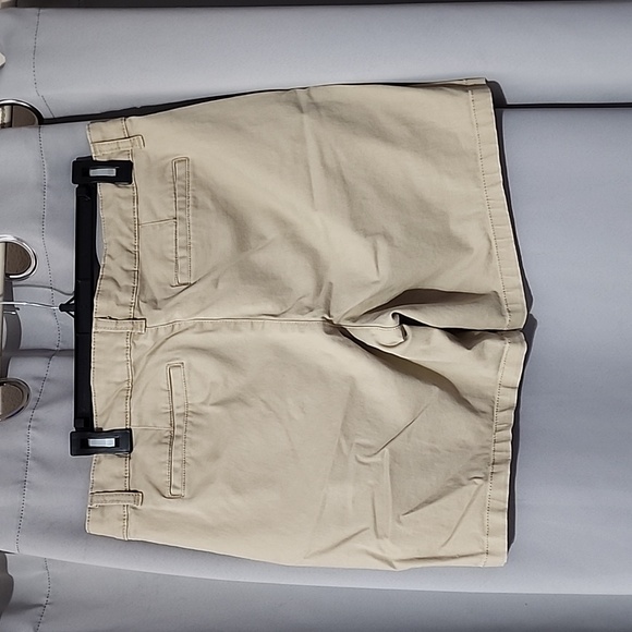 A.n.a size 12 mid rise khaki shorts - Picture 2 of 4